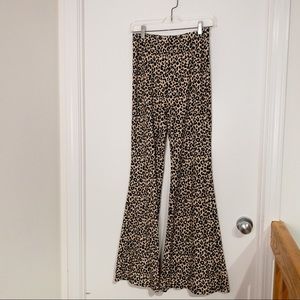 $5 ADD ON - Forever 21 Bell Bottom Cheetah Pants M